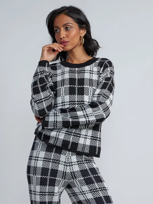 Boxy Plaid Pullover