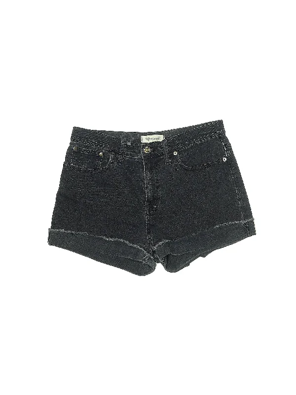 Low-Rise Denim Shorts in Dark Wash