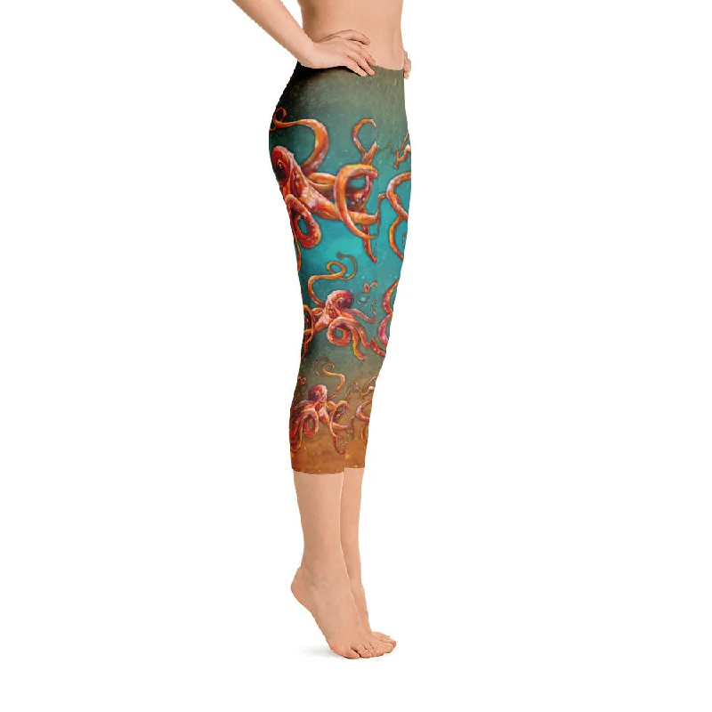 Curious Kraken Capri Leggings